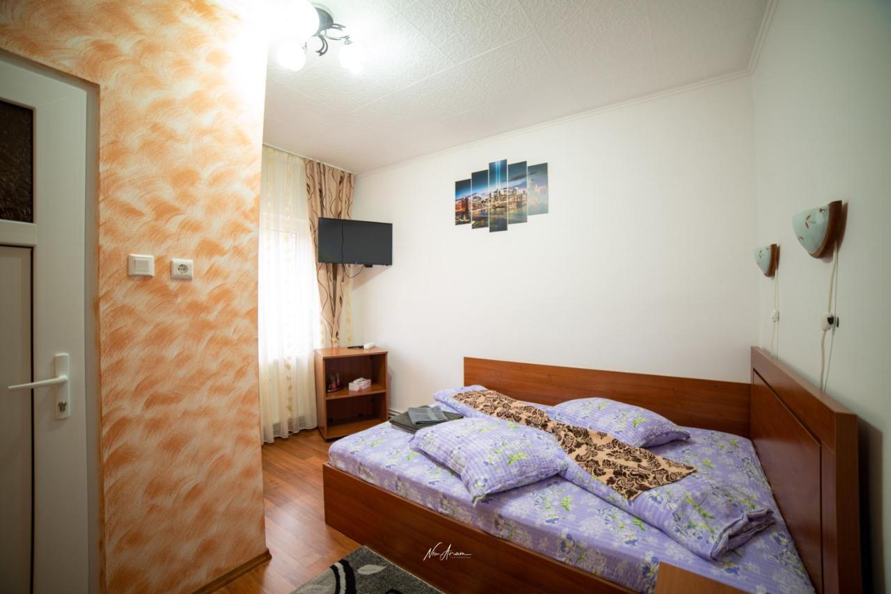 Casa Cosmina Arieseni Villa ภายนอก รูปภาพ